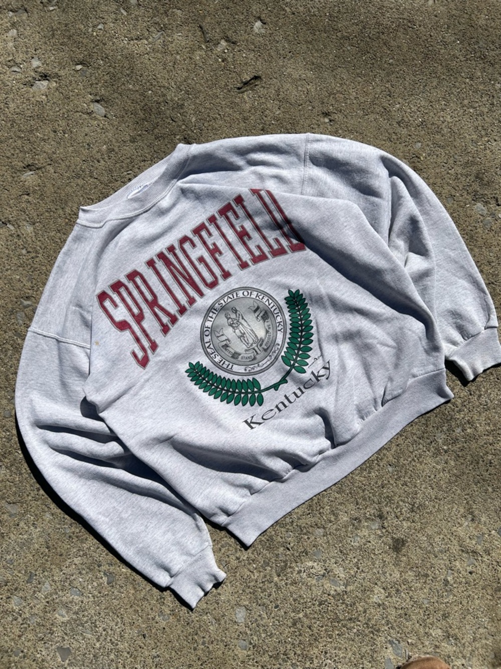Vintage 1997 Springfield Kentucky Grey Crewneck Sweatshirt